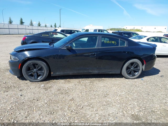 2C3CDXHG7FH765274 Dodge 2015