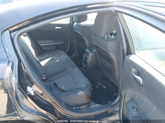 2C3CDXHG7FH765274 Dodge 2015