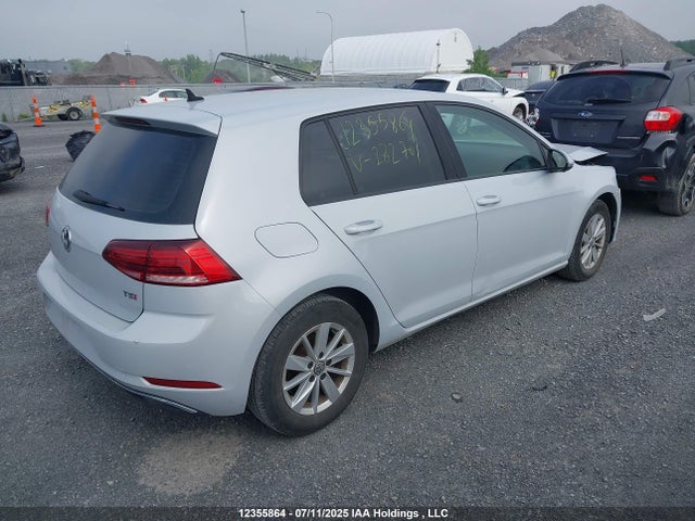 3VWB17AU7JM282701 Volkswagen 2018