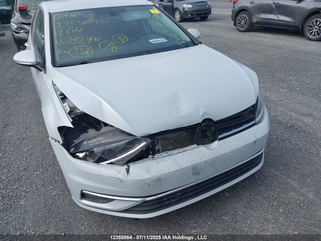 3VWB17AU7JM282701 Volkswagen 2018