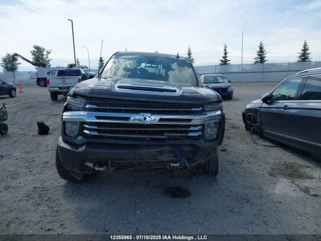2GC4YVEY7P1704832 Chevrolet l5p