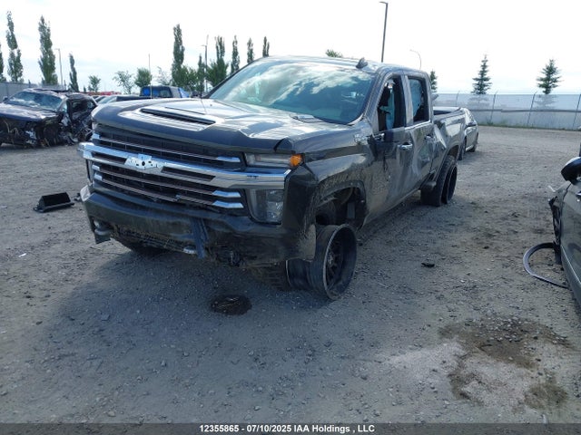 2GC4YVEY7P1704832 Chevrolet l5p