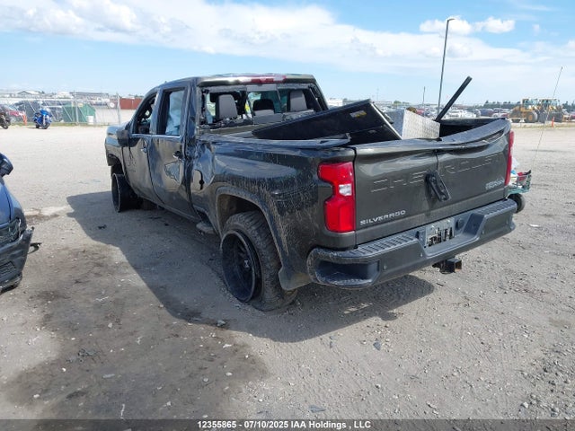 2GC4YVEY7P1704832 Chevrolet l5p