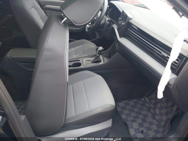 3VWSX7BU0SM062184 Volkswagen tsi