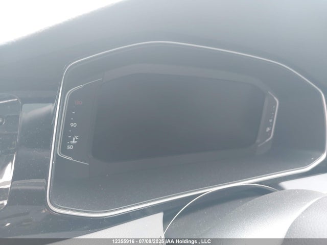 3VWSX7BU0SM062184 Volkswagen tsi