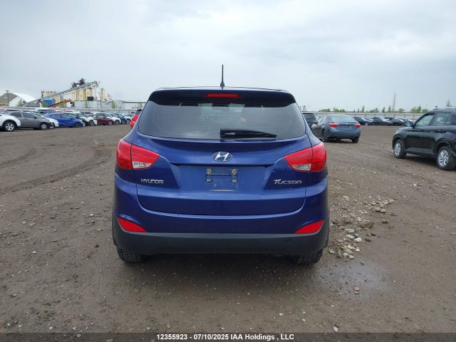 12355923 :رقم المزاد ، KM8JT3AB5BU308320 vin ، 2011 Hyundai Tucson L مزاد بيع