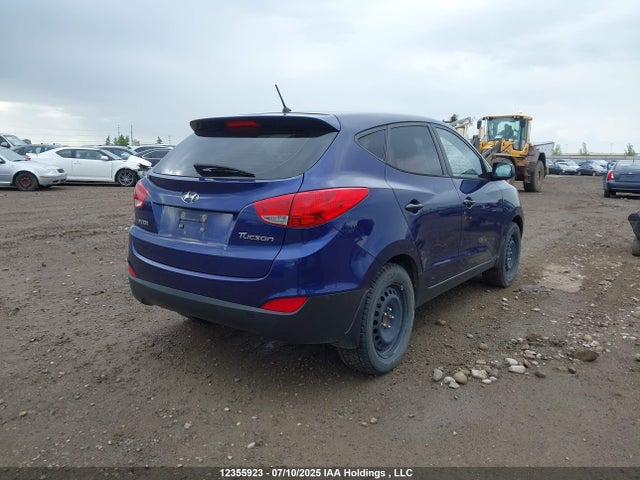 12355923 :رقم المزاد ، KM8JT3AB5BU308320 vin ، 2011 Hyundai Tucson L مزاد بيع