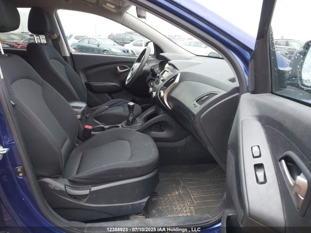 12355923 :رقم المزاد ، KM8JT3AB5BU308320 vin ، 2011 Hyundai Tucson L مزاد بيع