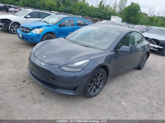 5YJ3E1EB7NF128694 Tesla MODEL 3