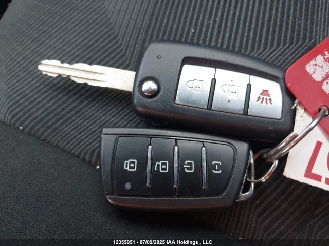 5N1AT2MT7GC761740 Nissan Rogue
