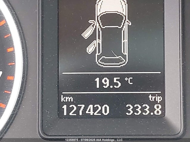 WVGMV7AX9HK002641 Volkswagen 2017