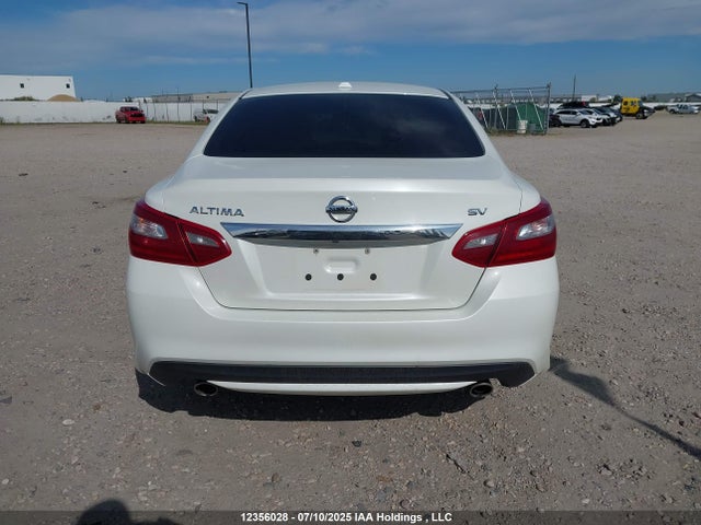 1N4AL3APXJC165469 Nissan 2018