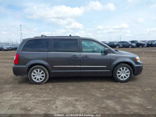 2C4RC1BG8FR696961 Chrysler 2015
