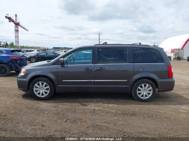 2C4RC1BG8FR696961 Chrysler 2015
