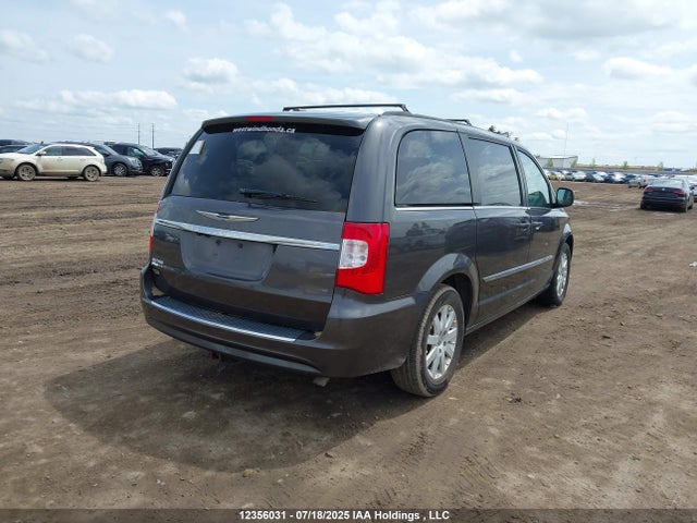 2C4RC1BG8FR696961 Chrysler 2015