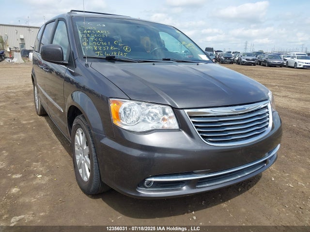 2C4RC1BG8FR696961 Chrysler 2015