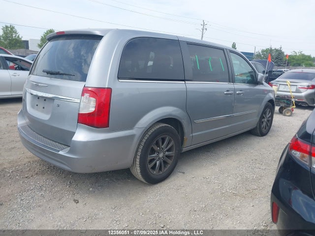 2C4RC1HGXFR700032 Chrysler 2015