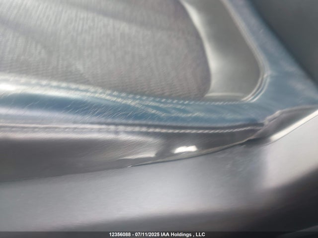 1C3CCCBG9FN548479 Chrysler 200