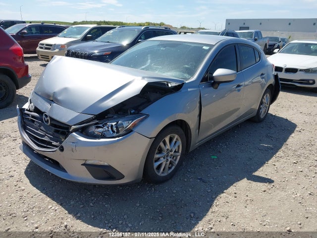 3MZBM1L77GM310484 Mazda pe