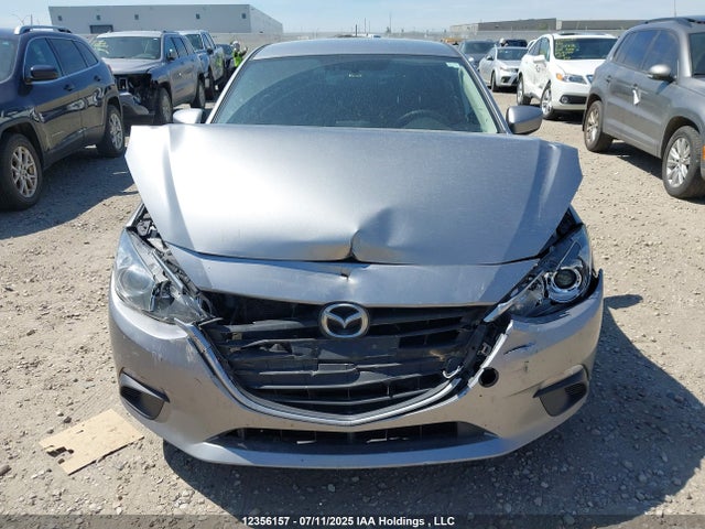 3MZBM1L77GM310484 Mazda pe
