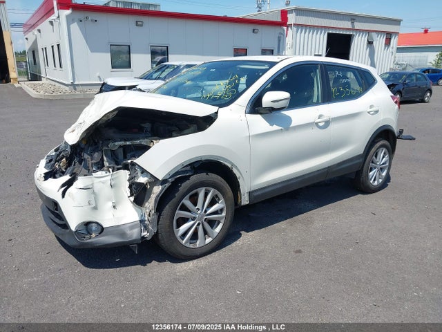 JN1BJ1CR5HW125240 Nissan 2017