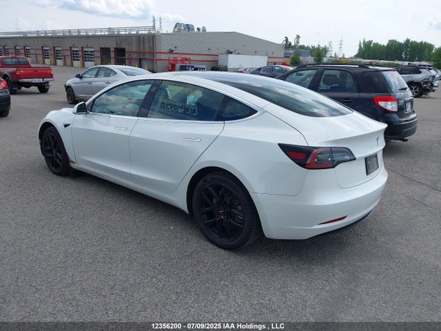 5YJ3E1EB4LF626459 Tesla 2020