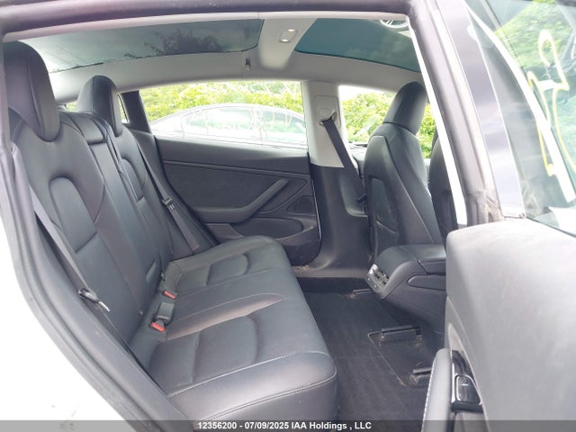 5YJ3E1EB4LF626459 Tesla 2020