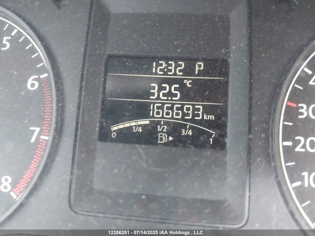 3VW2K7AJ4EM256310 Volkswagen 2014