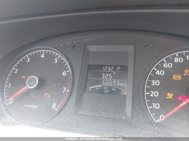 3VW2K7AJ4EM256310 Volkswagen 2014