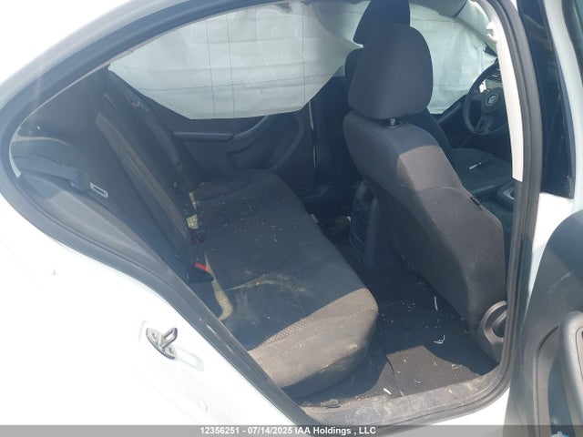 3VW2K7AJ4EM256310 Volkswagen 2014