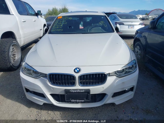 WBA8D9C52JA382611 BMW 2018