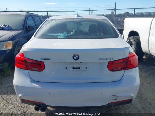 WBA8D9C52JA382611 BMW 2018
