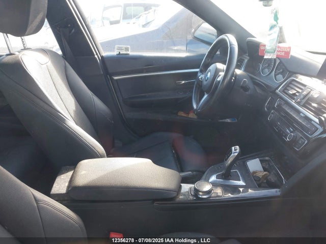 WBA8D9C52JA382611 BMW 2018