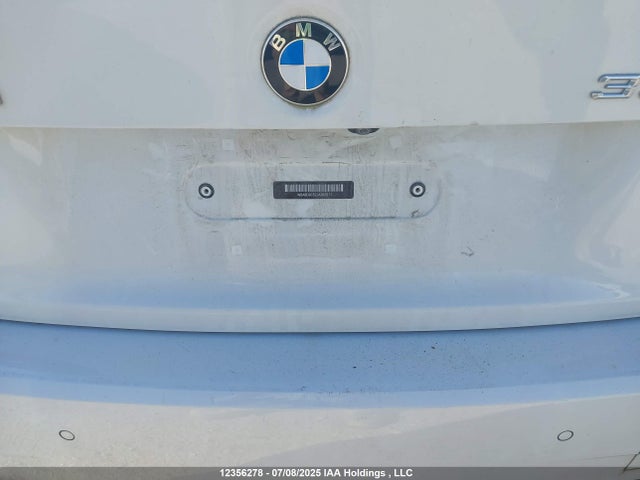 WBA8D9C52JA382611 BMW 2018