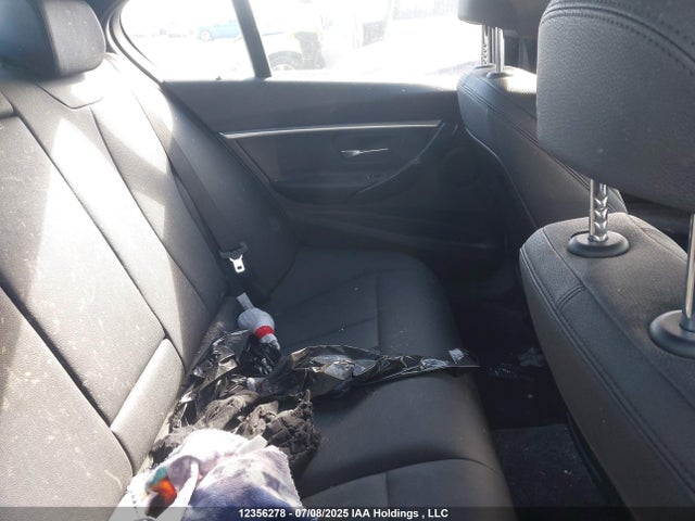 WBA8D9C52JA382611 BMW 2018