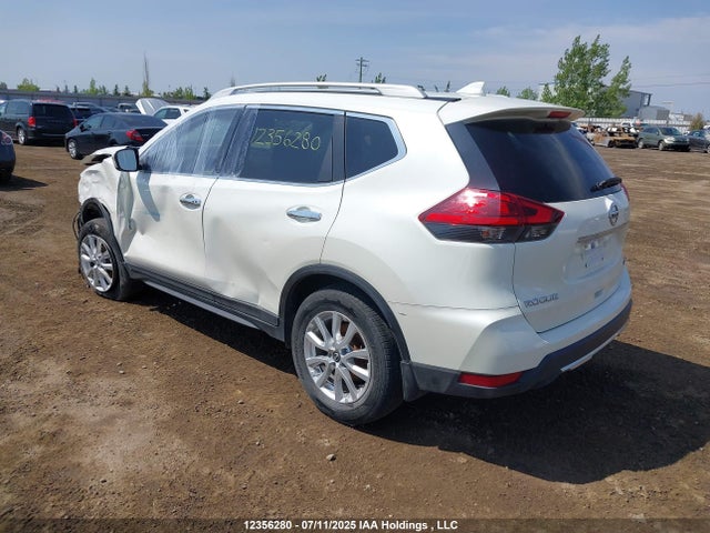 5N1AT2MV8HC802508 Nissan 2017