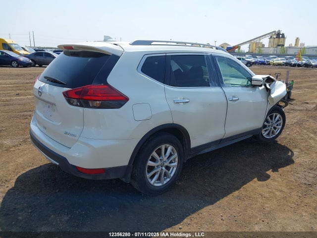 5N1AT2MV8HC802508 Nissan 2017