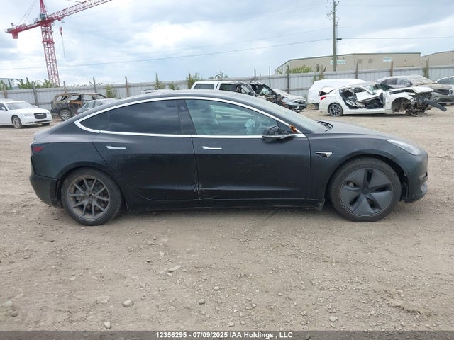 5YJ3E1EB0KF267884 Tesla MODEL 3