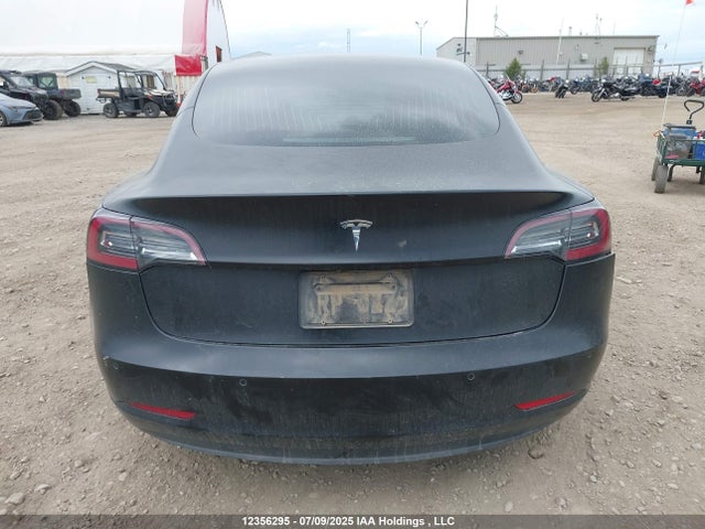 5YJ3E1EB0KF267884 Tesla MODEL 3