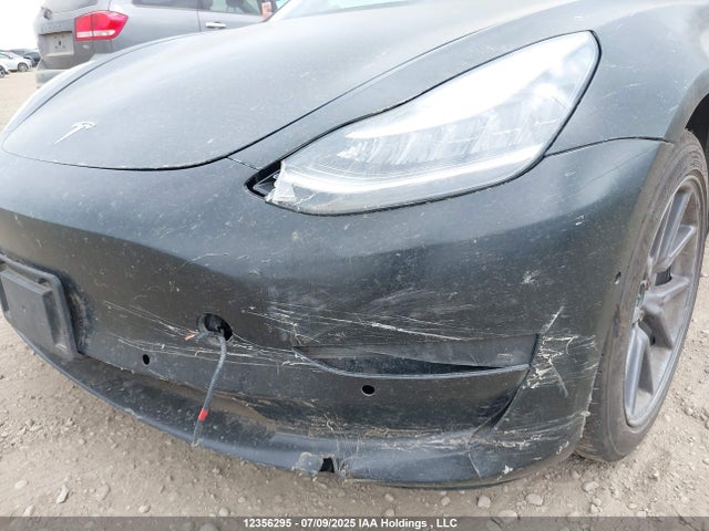 5YJ3E1EB0KF267884 Tesla MODEL 3