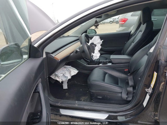 5YJ3E1EB0KF267884 Tesla MODEL 3