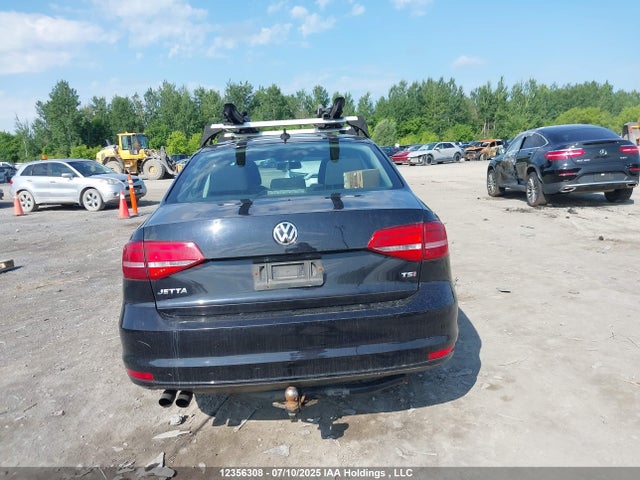 3VWD07AJ0FM348563 Volkswagen 1.8t