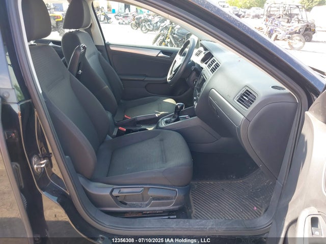 3VWD07AJ0FM348563 Volkswagen 1.8t