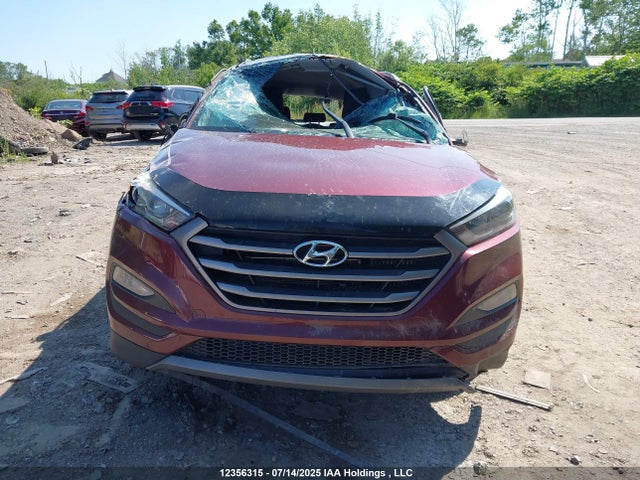 12356315 :رقم المزاد ، KM8J3CA25GU083243 vin ، 2016 Hyundai Tucson Premium 1.6 مزاد بيع