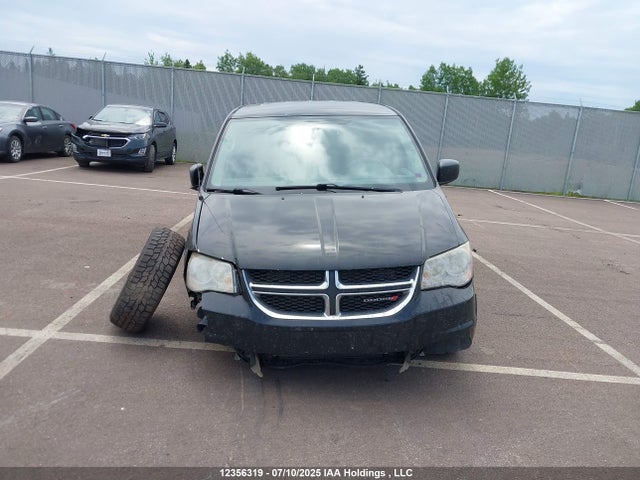2C4RDGBG2ER176947 Dodge Grand Caravan