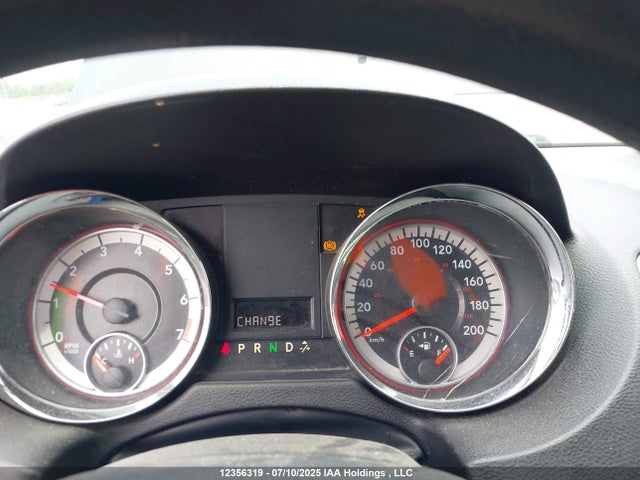 2C4RDGBG2ER176947 Dodge Grand Caravan