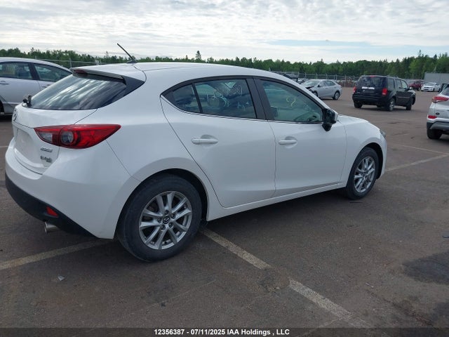 3MZBM1L7XFM175953 Mazda pe