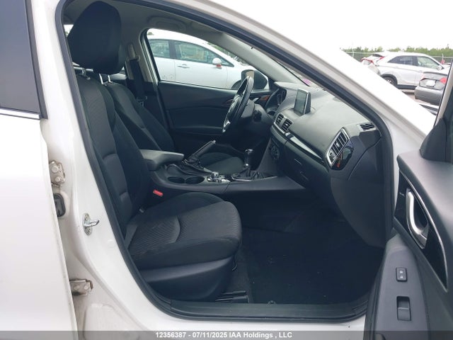 3MZBM1L7XFM175953 Mazda pe