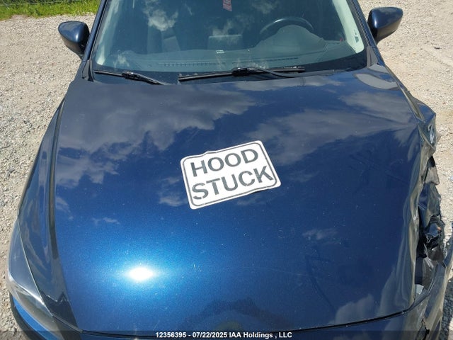 3MZBN1V76JM268021 Mazda pe
