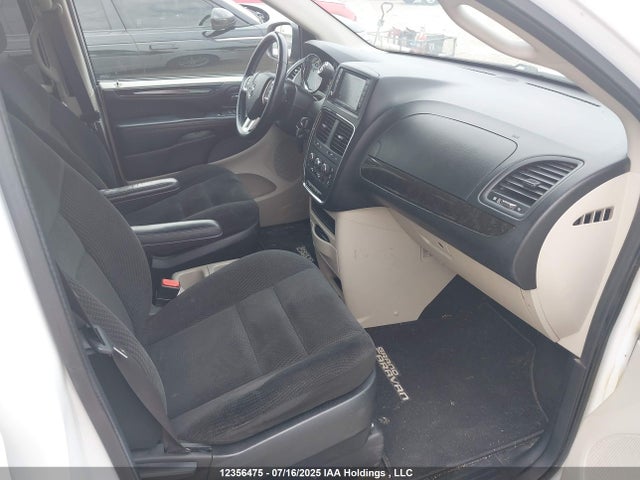 2C4RDGBG2HR594896 Dodge Grand Caravan